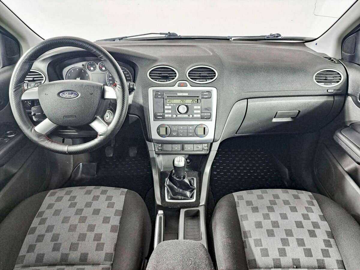 Купить Ford Focus с пробегом. Фото: #12