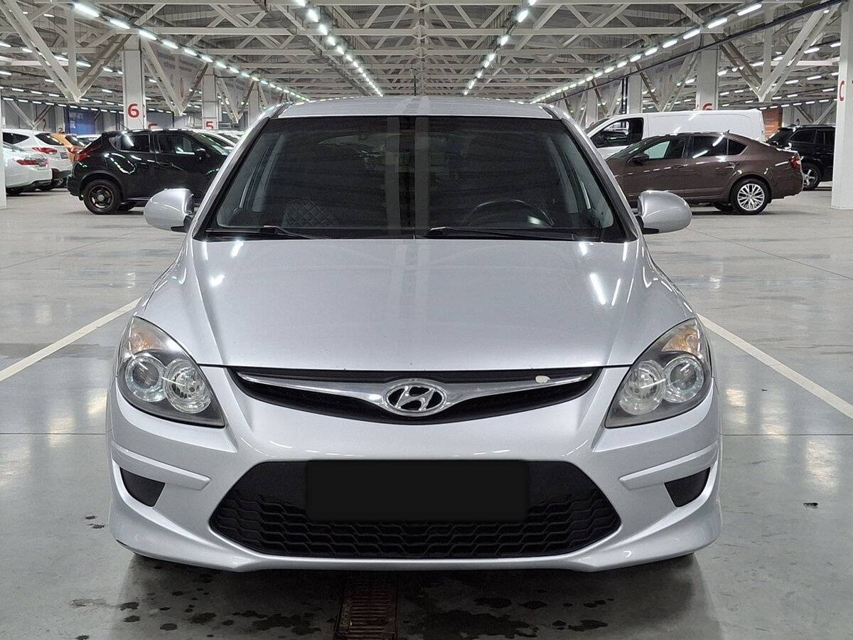 Купить Hyundai i30 с пробегом. Фото: #1