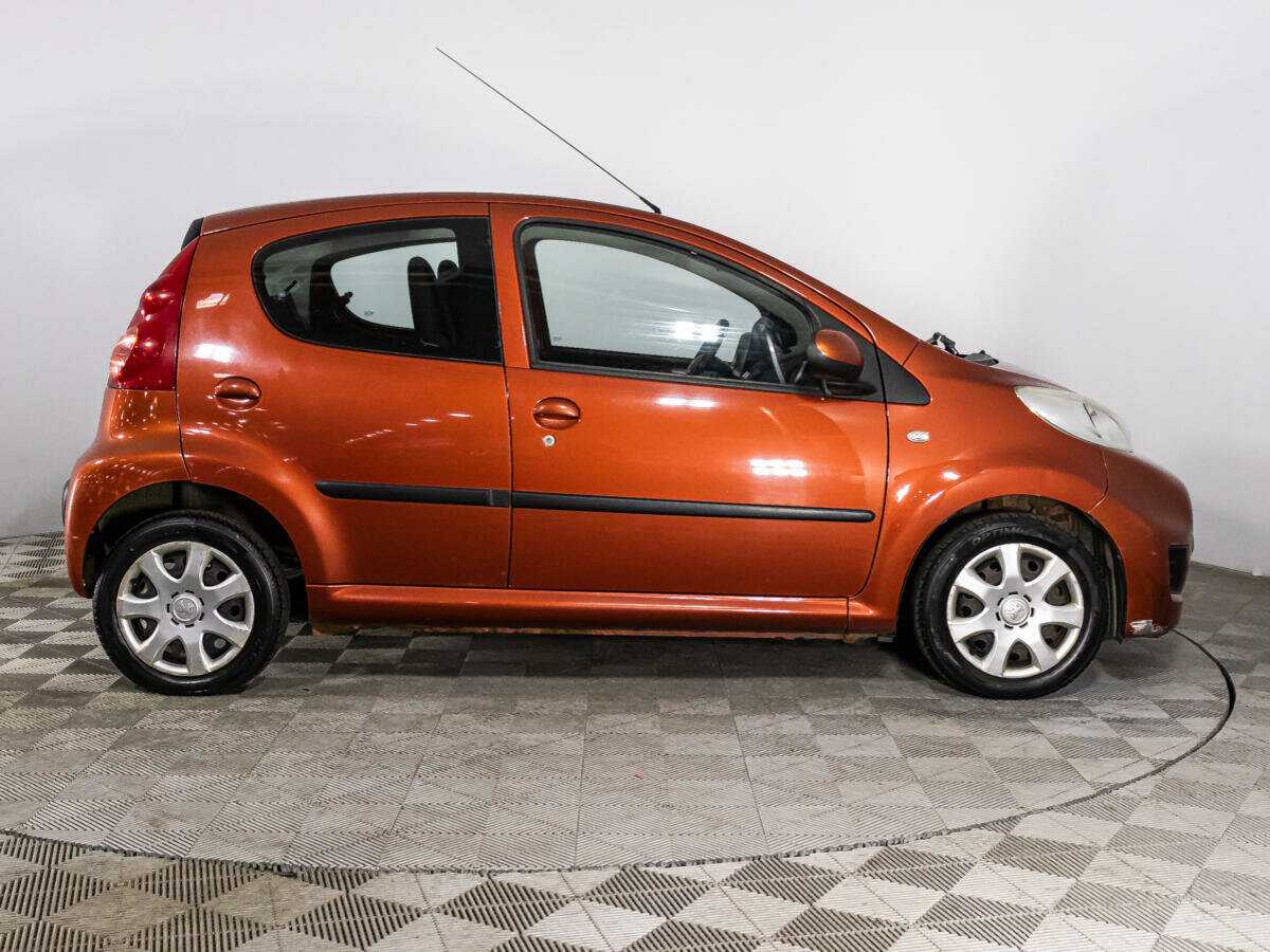 Купить Peugeot 107 с пробегом. Фото: #2