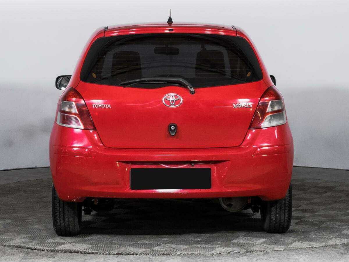 Купить Toyota Yaris с пробегом. Фото: #5