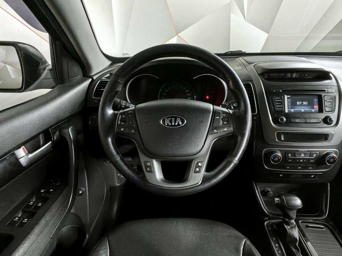 Купить Kia Sorento с пробегом. Фото: #14