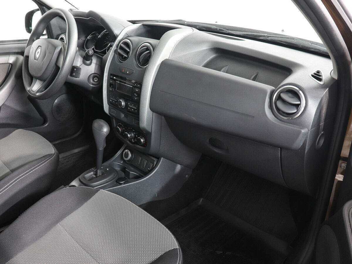 Купить Renault Duster с пробегом. Фото: #9