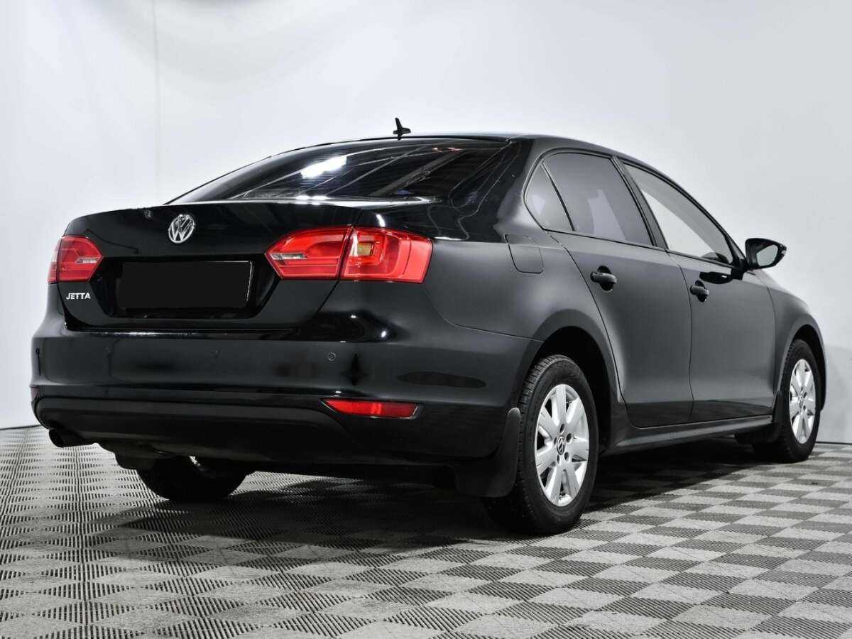 Купить Volkswagen Jetta с пробегом. Фото: #3