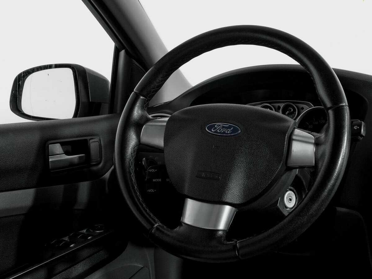 Купить Ford Focus с пробегом. Фото: #14