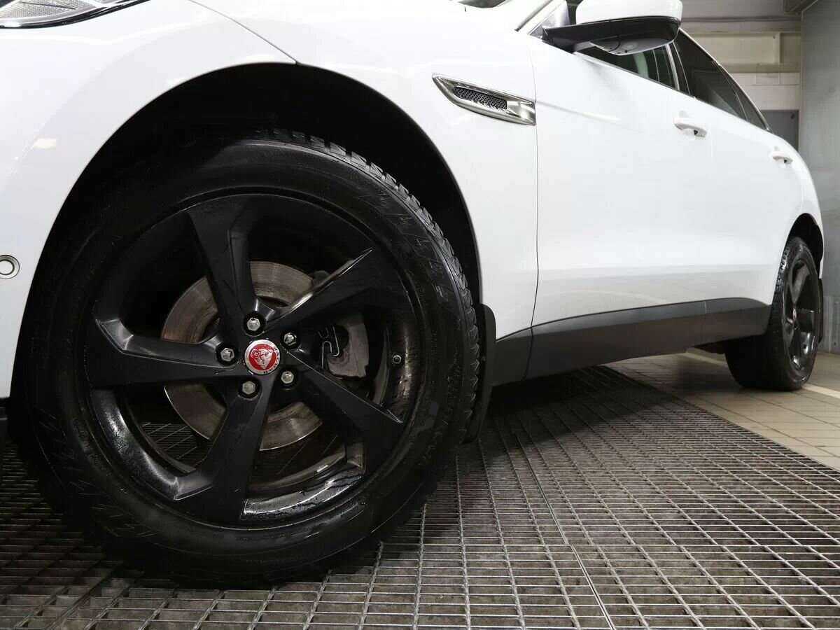 Купить Jaguar F-Pace с пробегом. Фото: #27