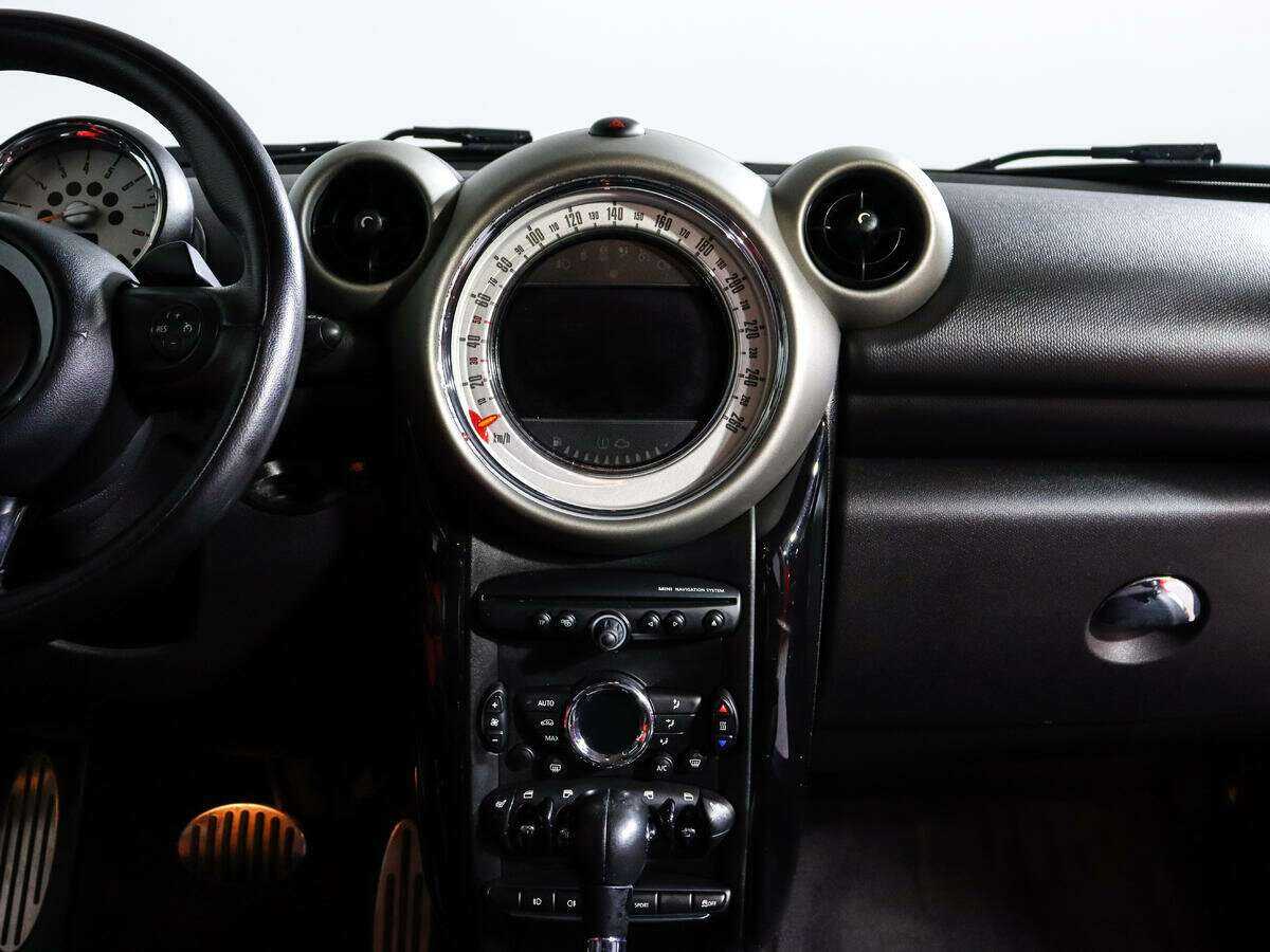 Купить Mini Countryman с пробегом. Фото: #10