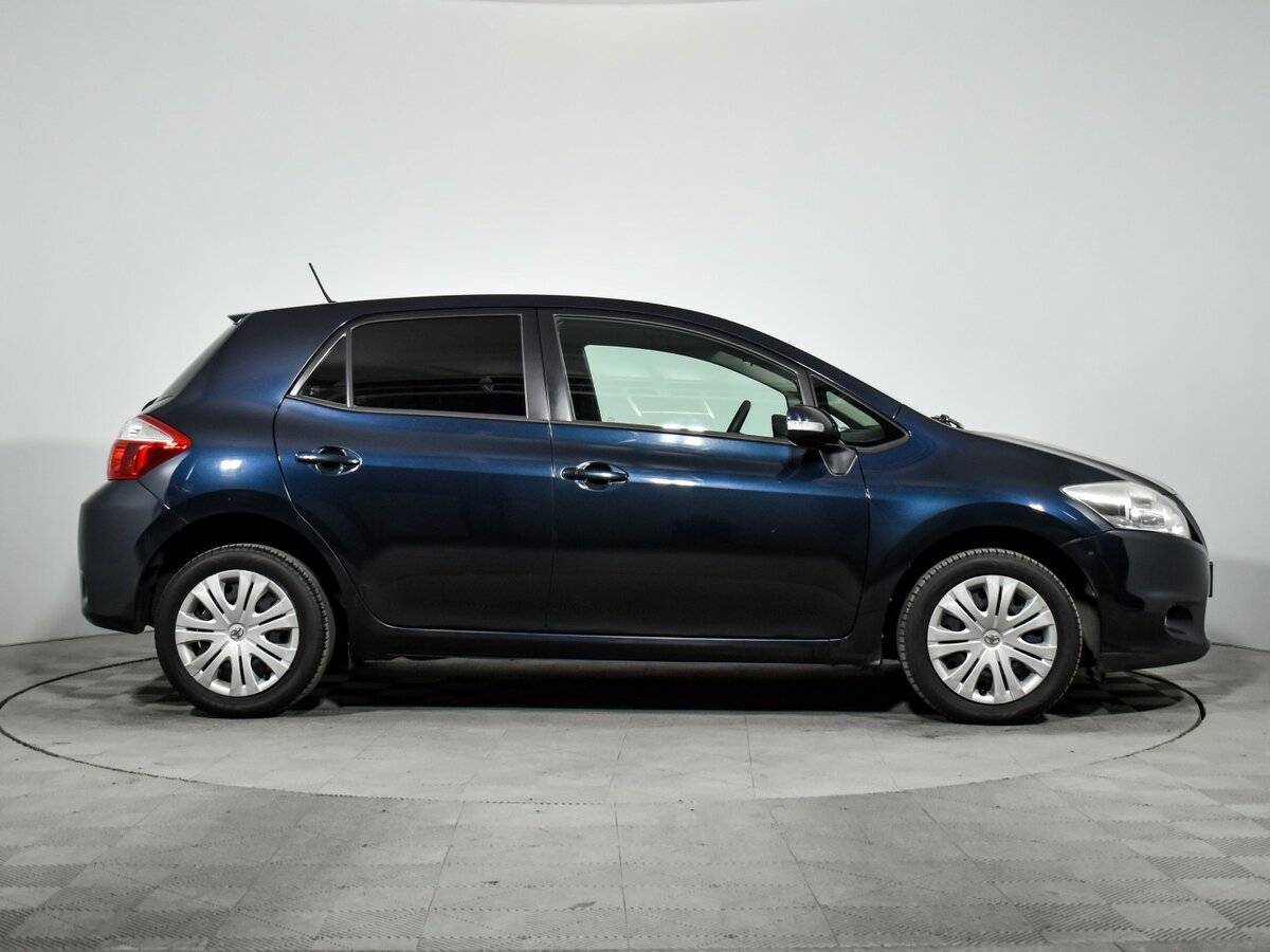 Купить Toyota Auris с пробегом. Фото: #3