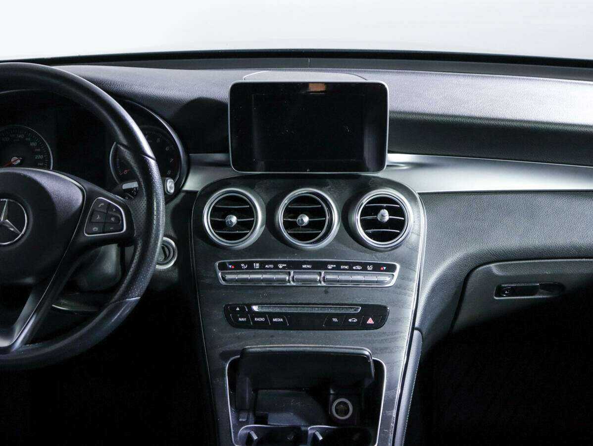 Купить Mercedes-Benz GLC с пробегом. Фото: #10