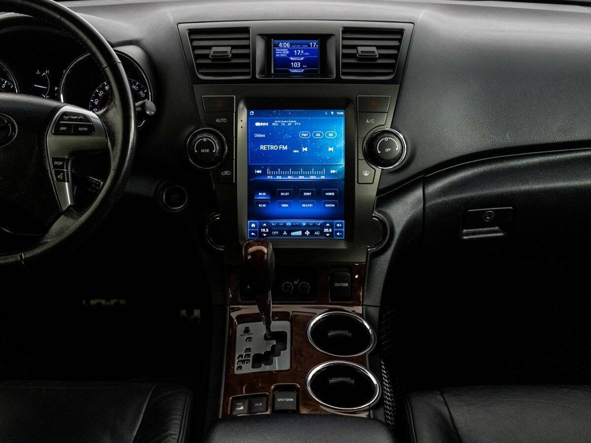 Купить Toyota Highlander с пробегом. Фото: #13