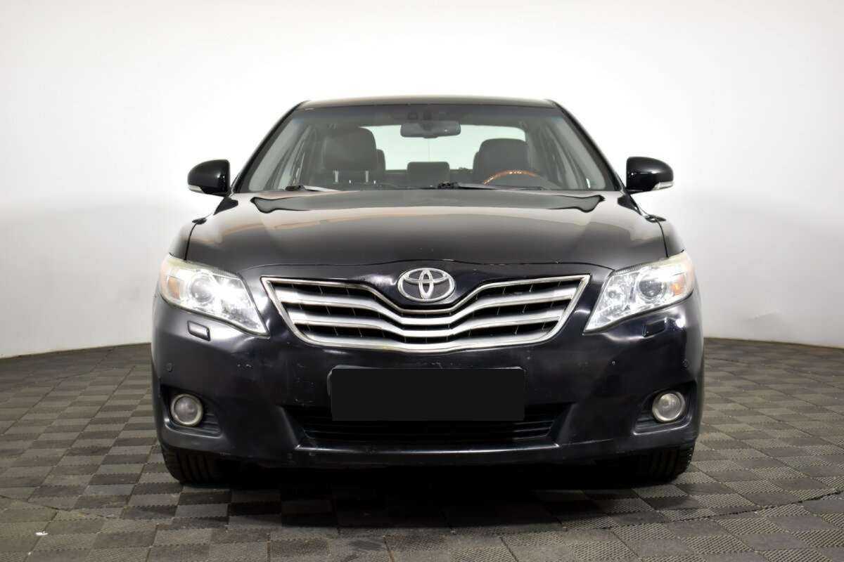 Купить Toyota Camry с пробегом. Фото: #1