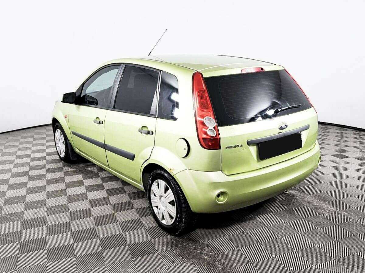 Купить Ford Fiesta с пробегом. Фото: #6