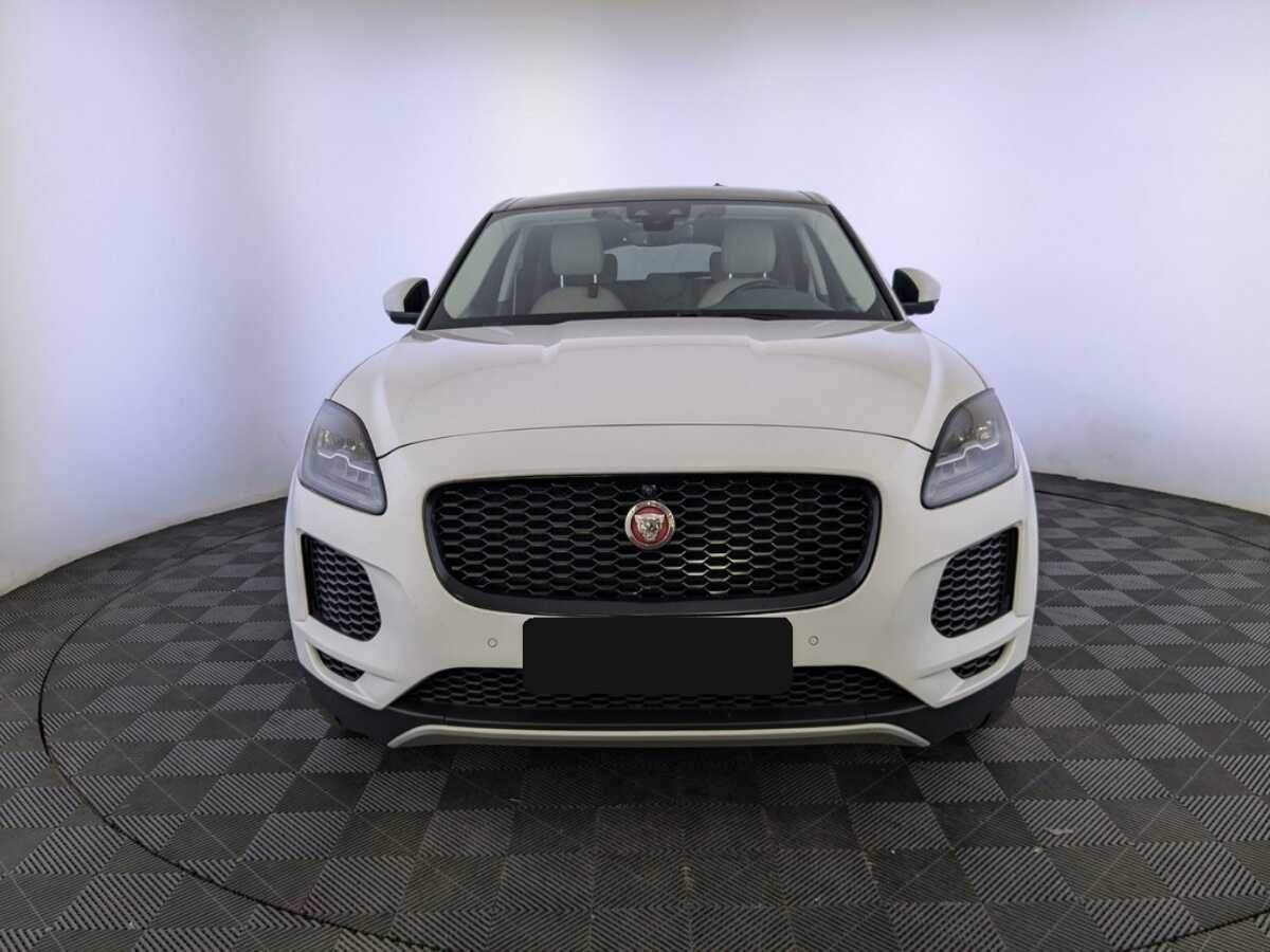 Купить Jaguar E-Pace с пробегом. Фото: #1