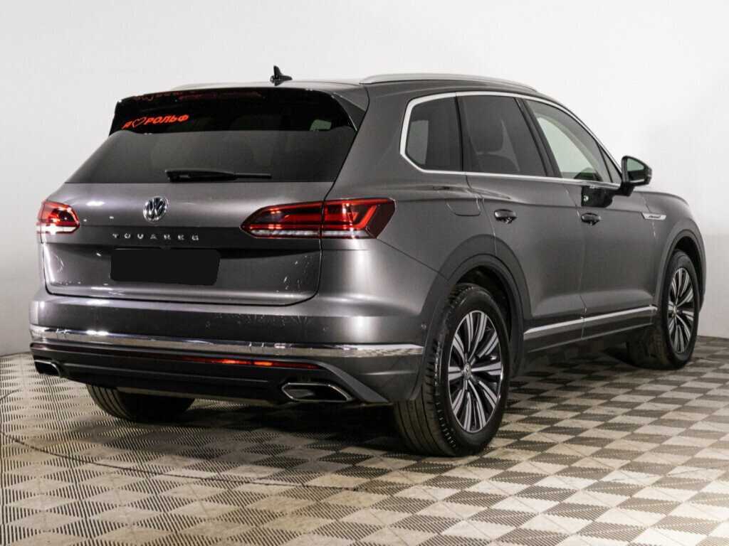 Купить Volkswagen Touareg с пробегом. Фото: #4