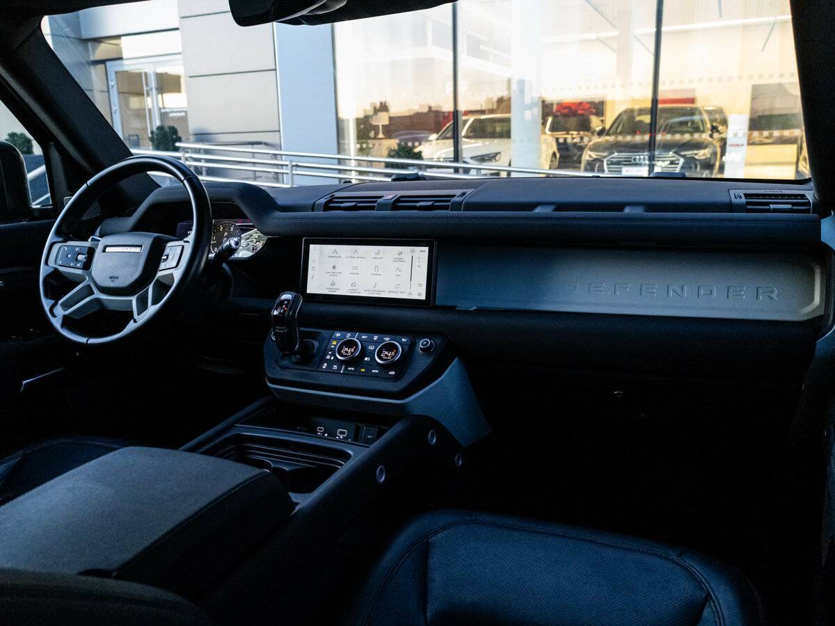 Купить Land Rover Defender с пробегом. Фото: #8