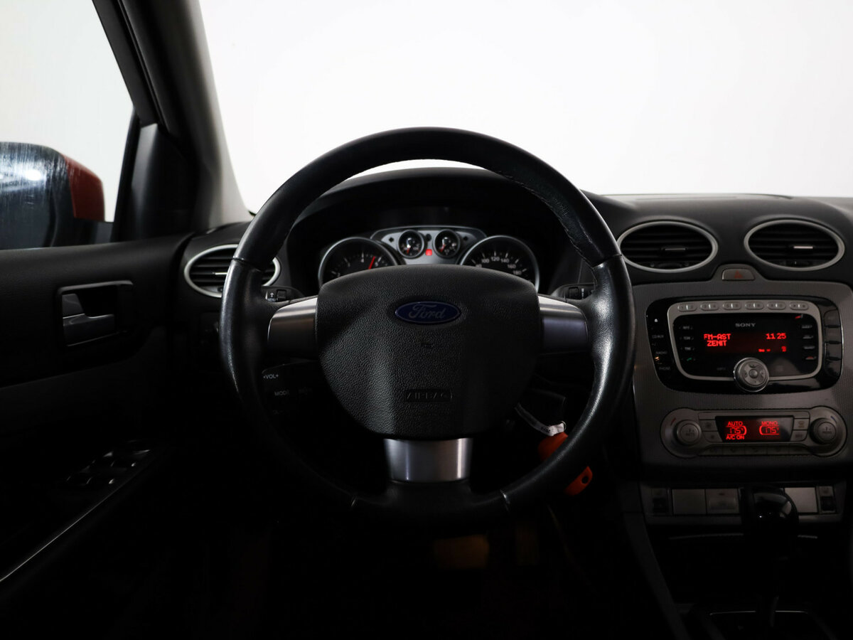 Купить Ford Focus с пробегом. Фото: #5