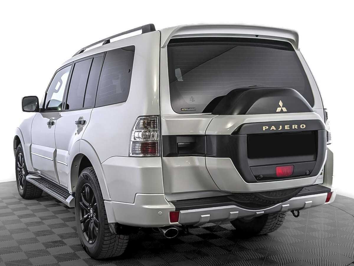 Купить Mitsubishi Pajero с пробегом. Фото: #6