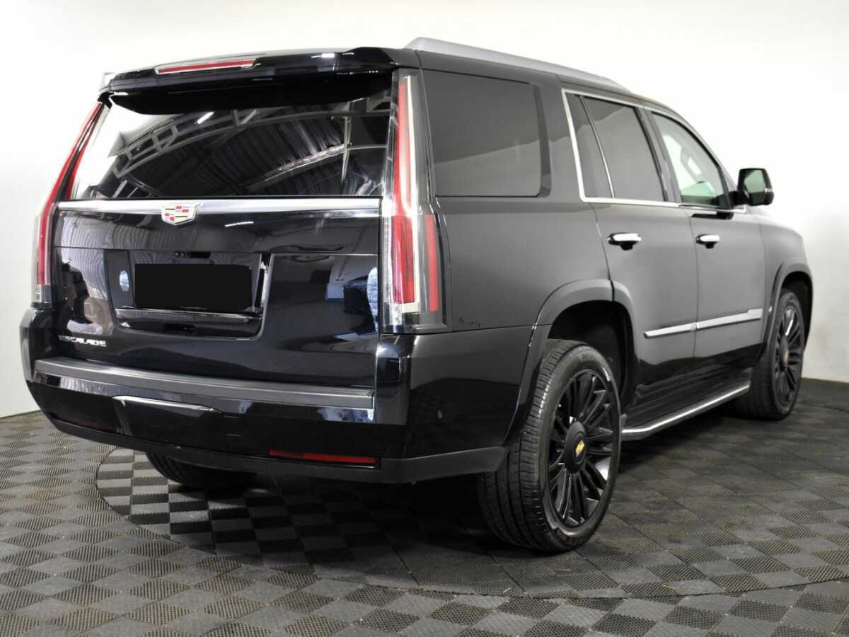 Купить Cadillac Escalade с пробегом. Фото: #3