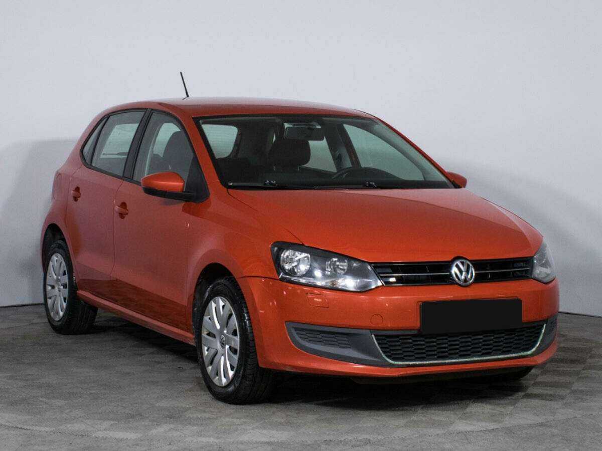 Купить Volkswagen Polo с пробегом. Фото: #2