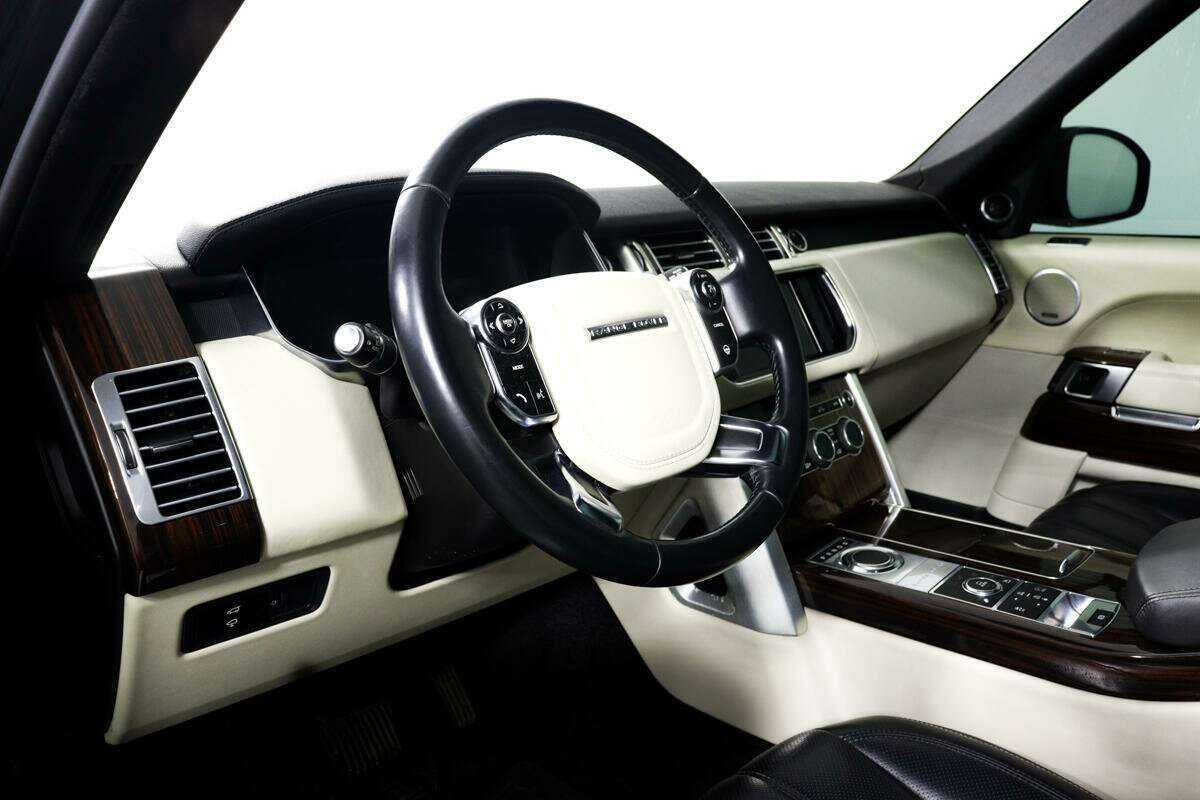 Купить Land Rover Range Rover с пробегом. Фото: #12