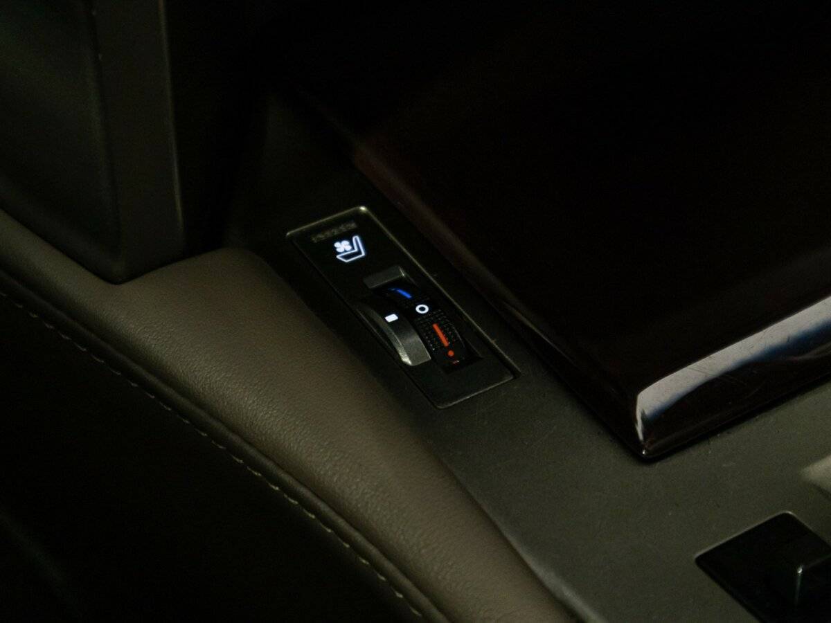 Купить Lexus GX с пробегом. Фото: #16