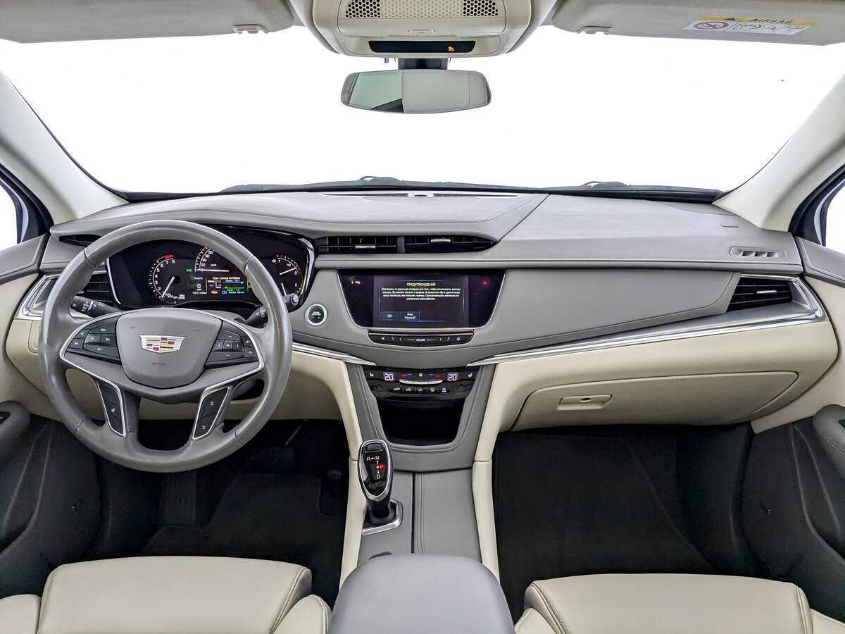 Купить Cadillac XT5 с пробегом. Фото: #11