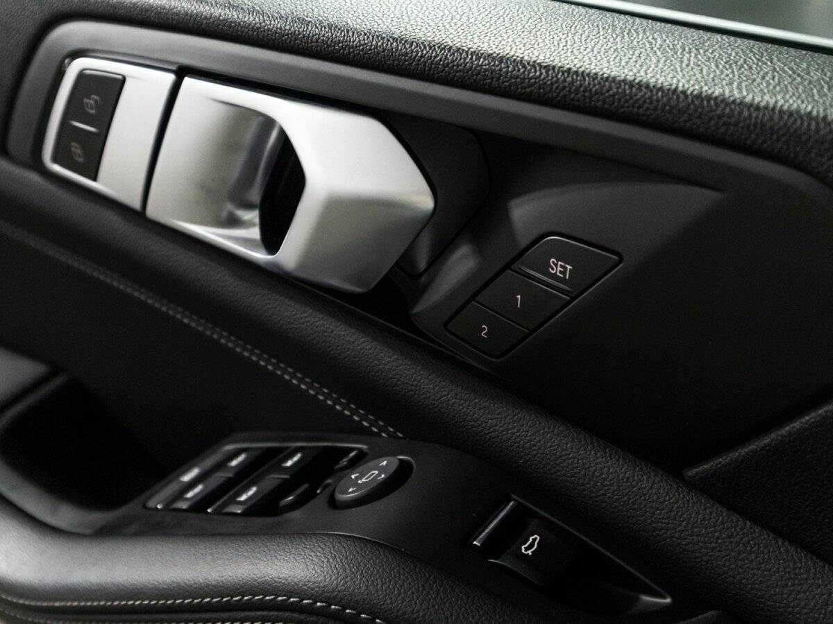 Купить BMW X5 с пробегом. Фото: #17