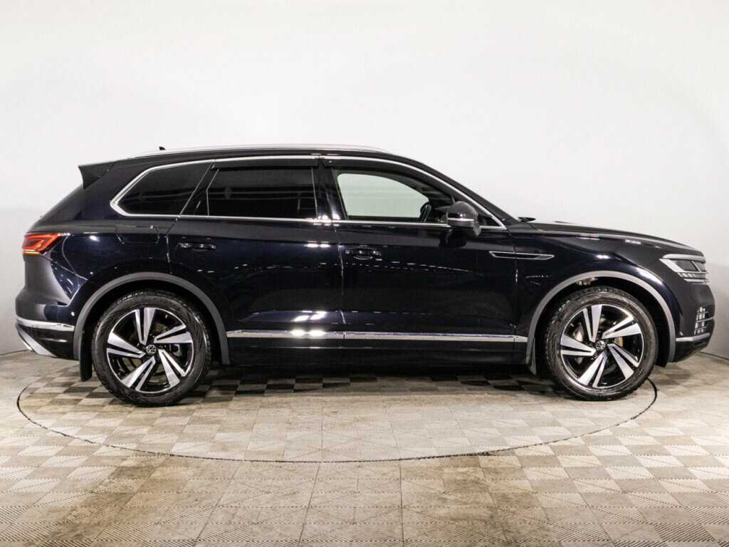 Купить Volkswagen Touareg с пробегом. Фото: #3