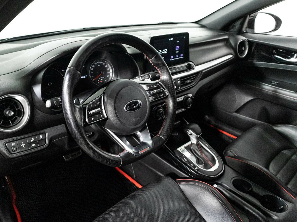 Купить Kia K3 с пробегом. Фото: #10
