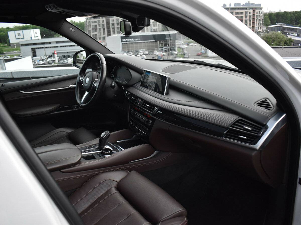 Купить BMW X5 с пробегом. Фото: #11