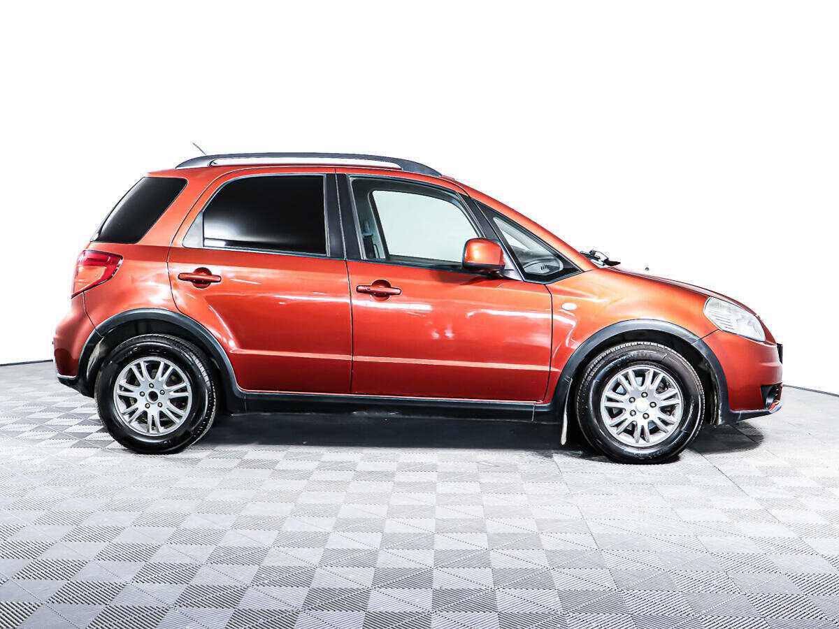 Купить Suzuki SX4 с пробегом. Фото: #3