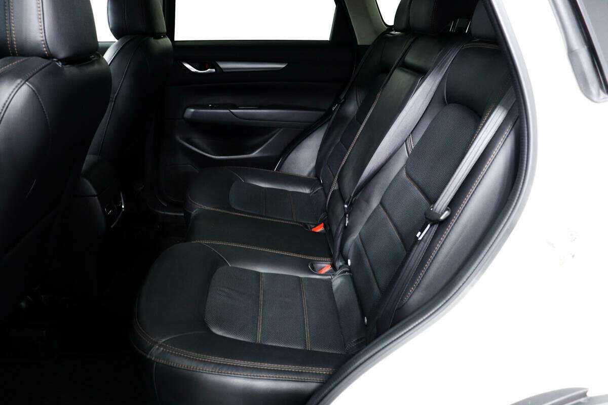 Купить Mazda CX-5 с пробегом. Фото: #11