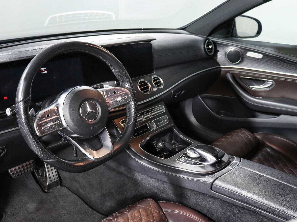 Купить Mercedes-Benz E-Класс с пробегом. Фото: #11