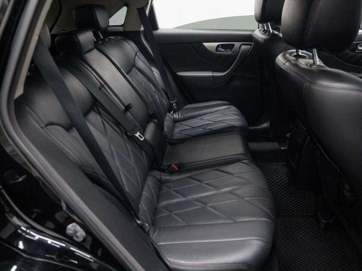 Купить Infiniti FX с пробегом. Фото: #8