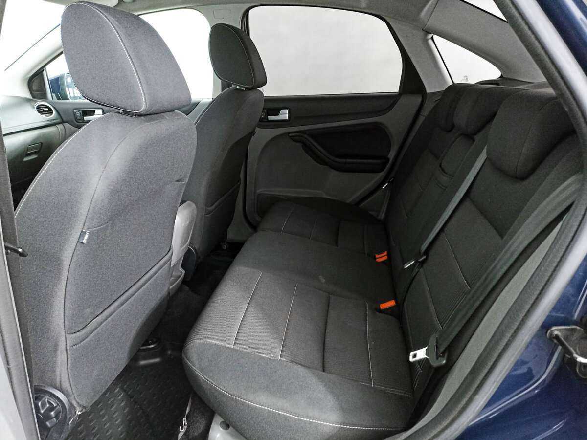 Купить Ford Focus с пробегом. Фото: #9