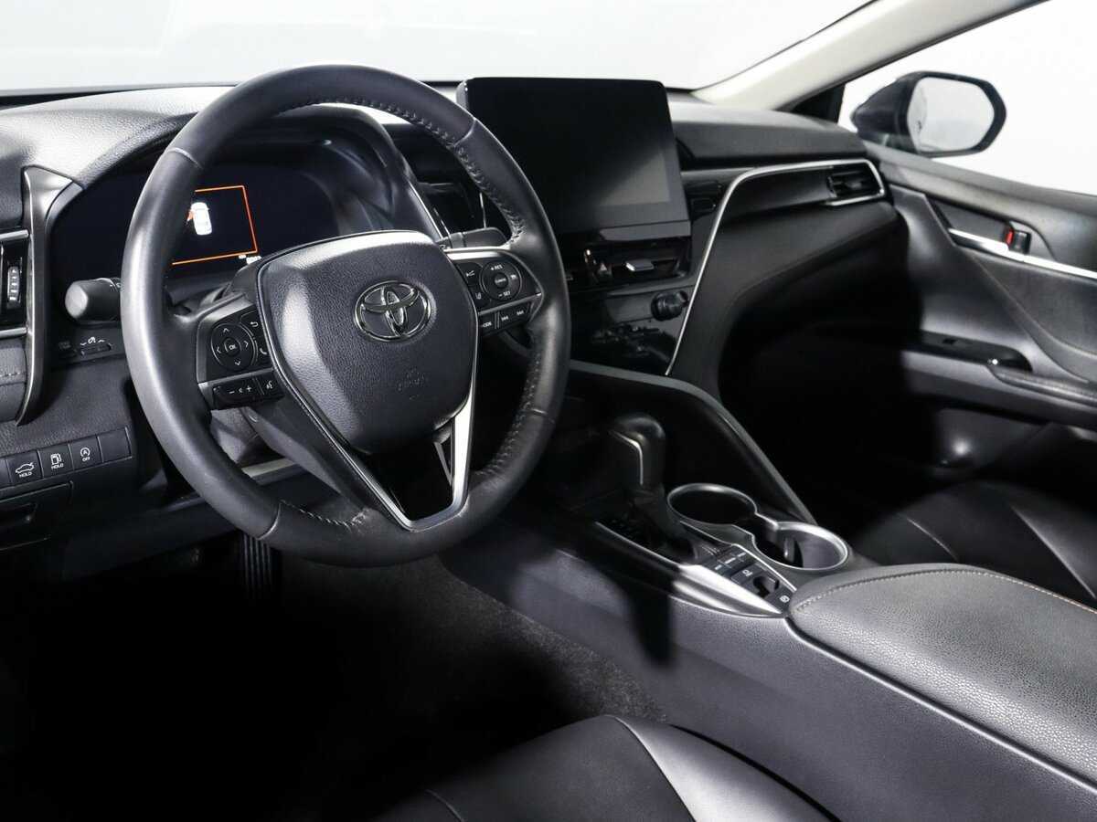 Купить Toyota Camry с пробегом. Фото: #13
