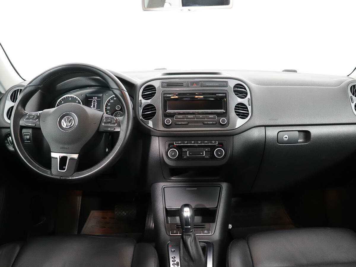 Купить Volkswagen Tiguan с пробегом. Фото: #11