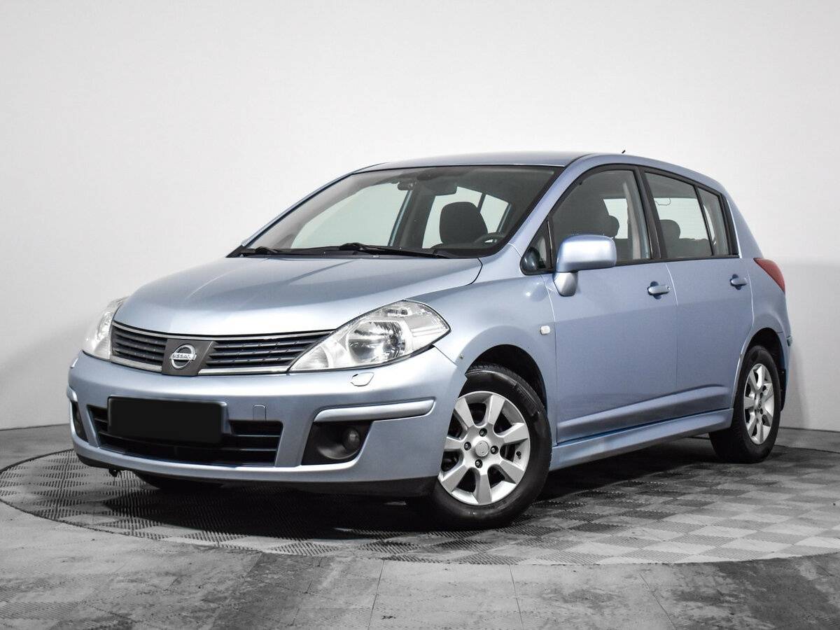 Купить Nissan Tiida с пробегом. Фото: #0