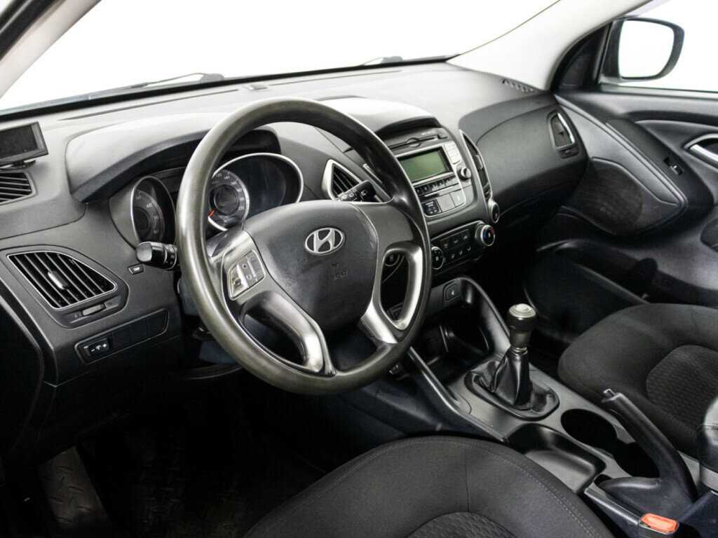 Купить Hyundai ix35 с пробегом. Фото: #10