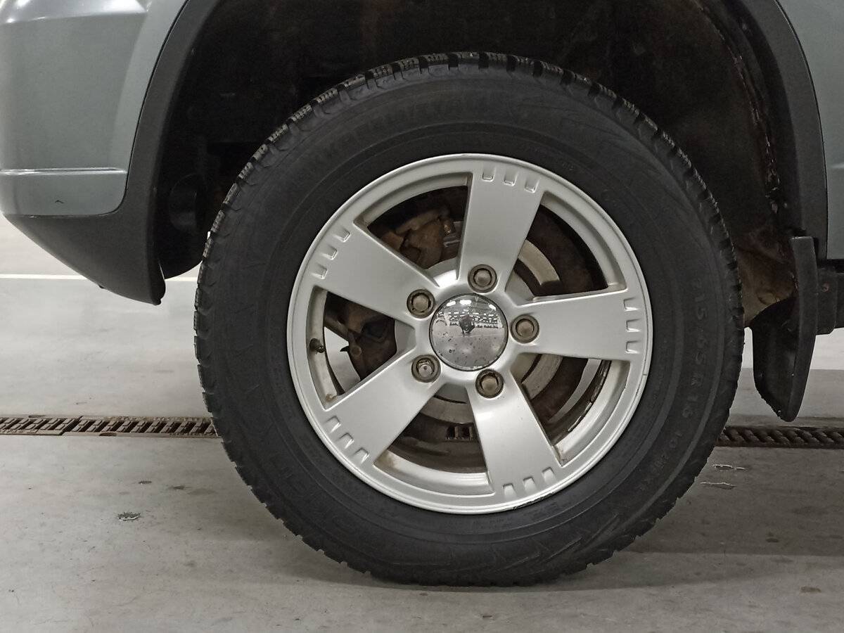 Купить Chevrolet Niva с пробегом. Фото: #17