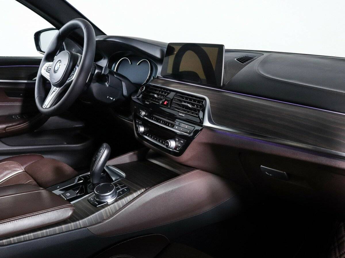 Купить BMW 5 серии с пробегом. Фото: #8