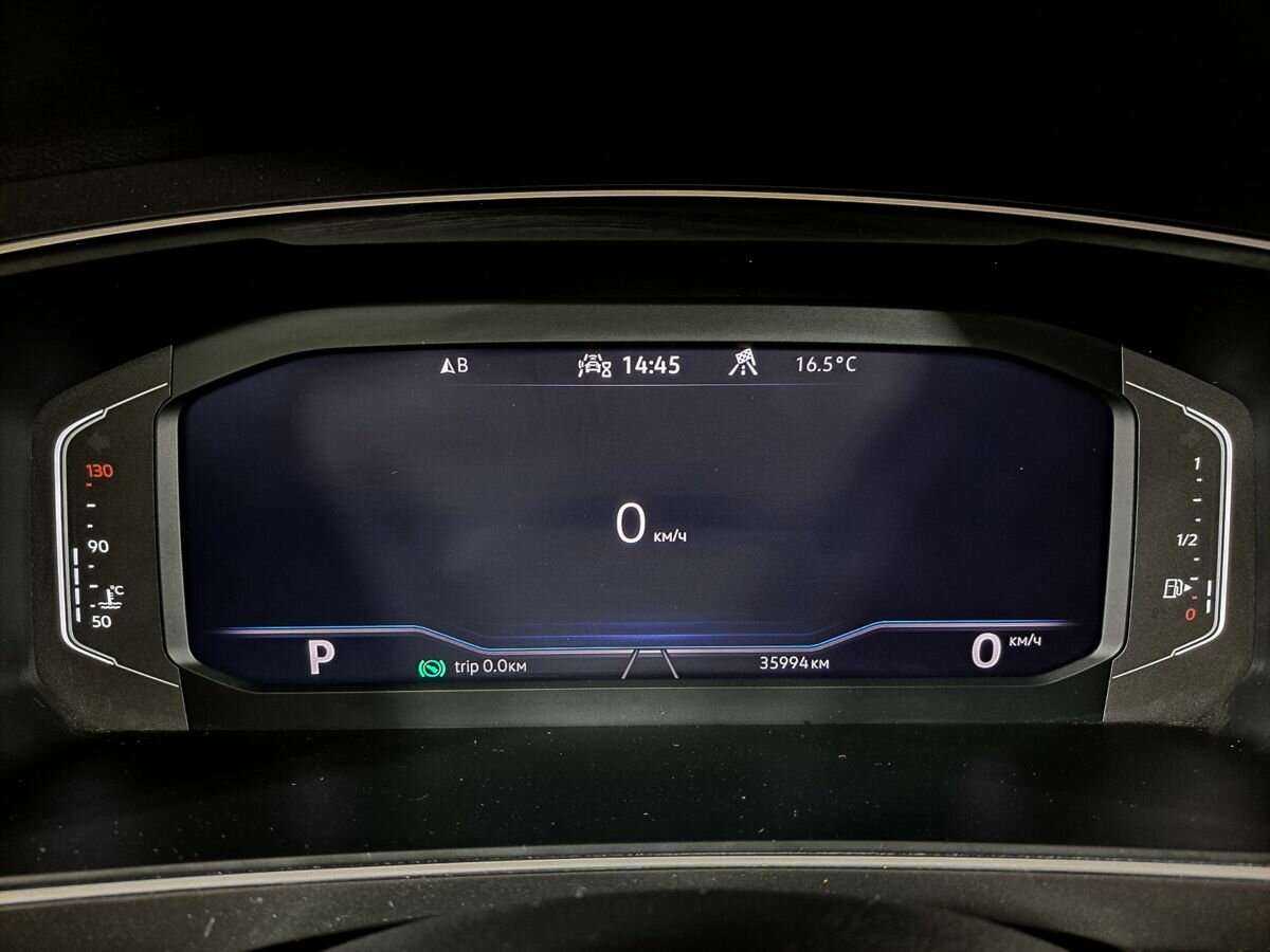 Купить Volkswagen Tiguan с пробегом. Фото: #10