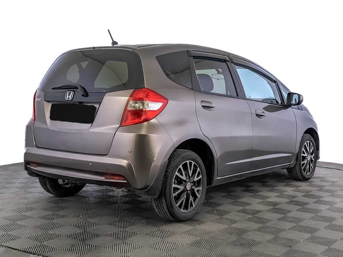 Купить Honda Jazz с пробегом. Фото: #4