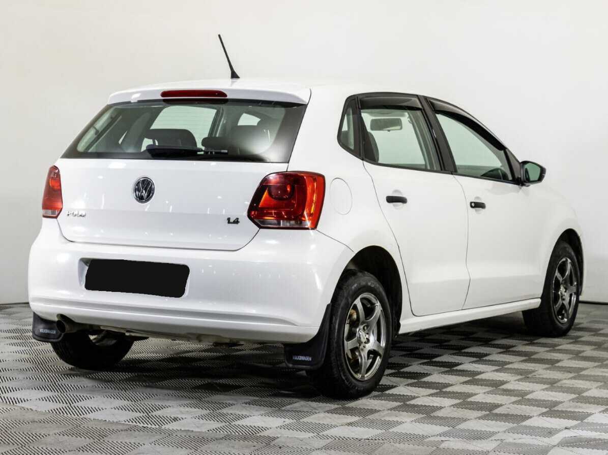 Купить Volkswagen Polo с пробегом. Фото: #4