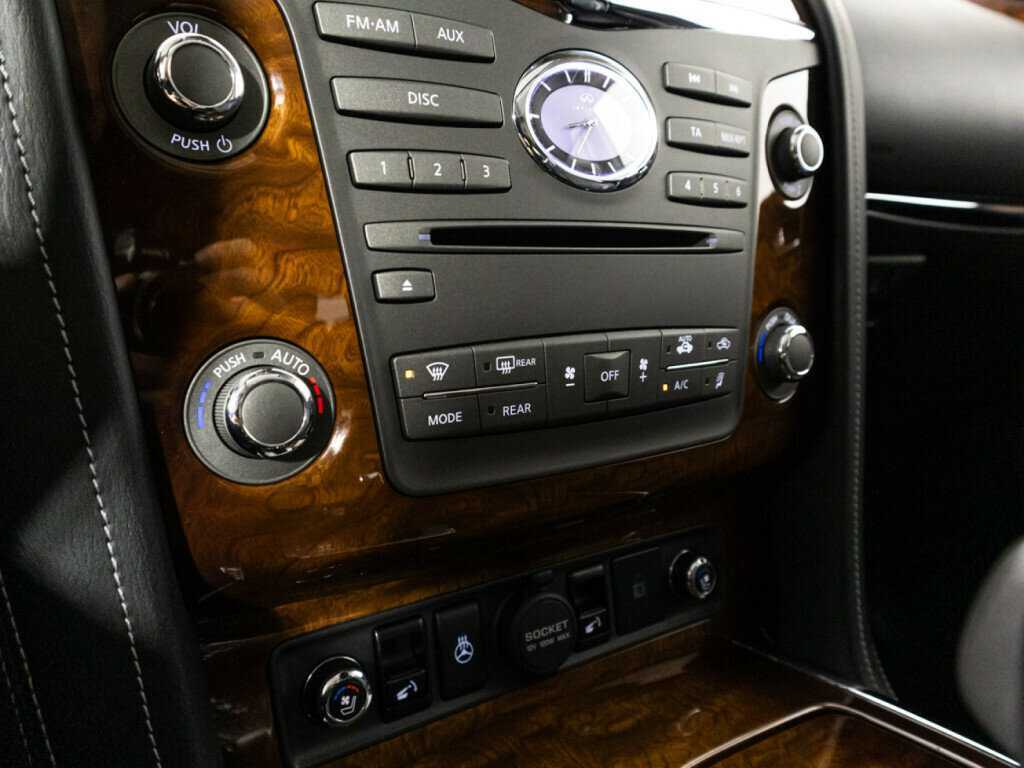 Купить Infiniti QX80 с пробегом. Фото: #22