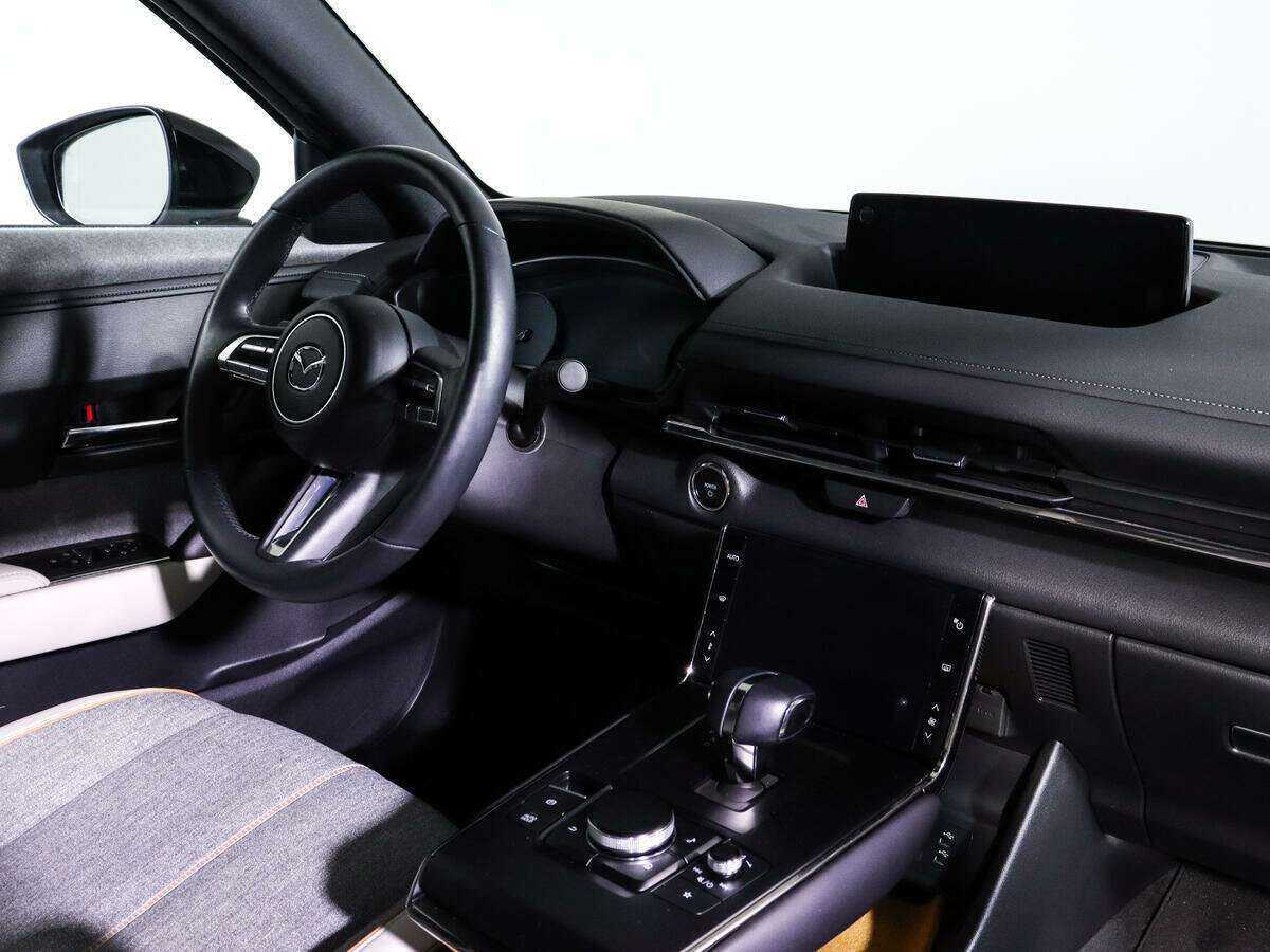Купить Mazda MX-30 с пробегом. Фото: #8