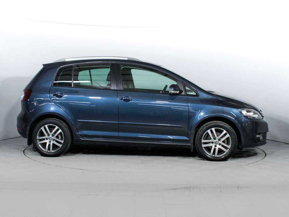 Купить Volkswagen Golf Plus с пробегом. Фото: #3