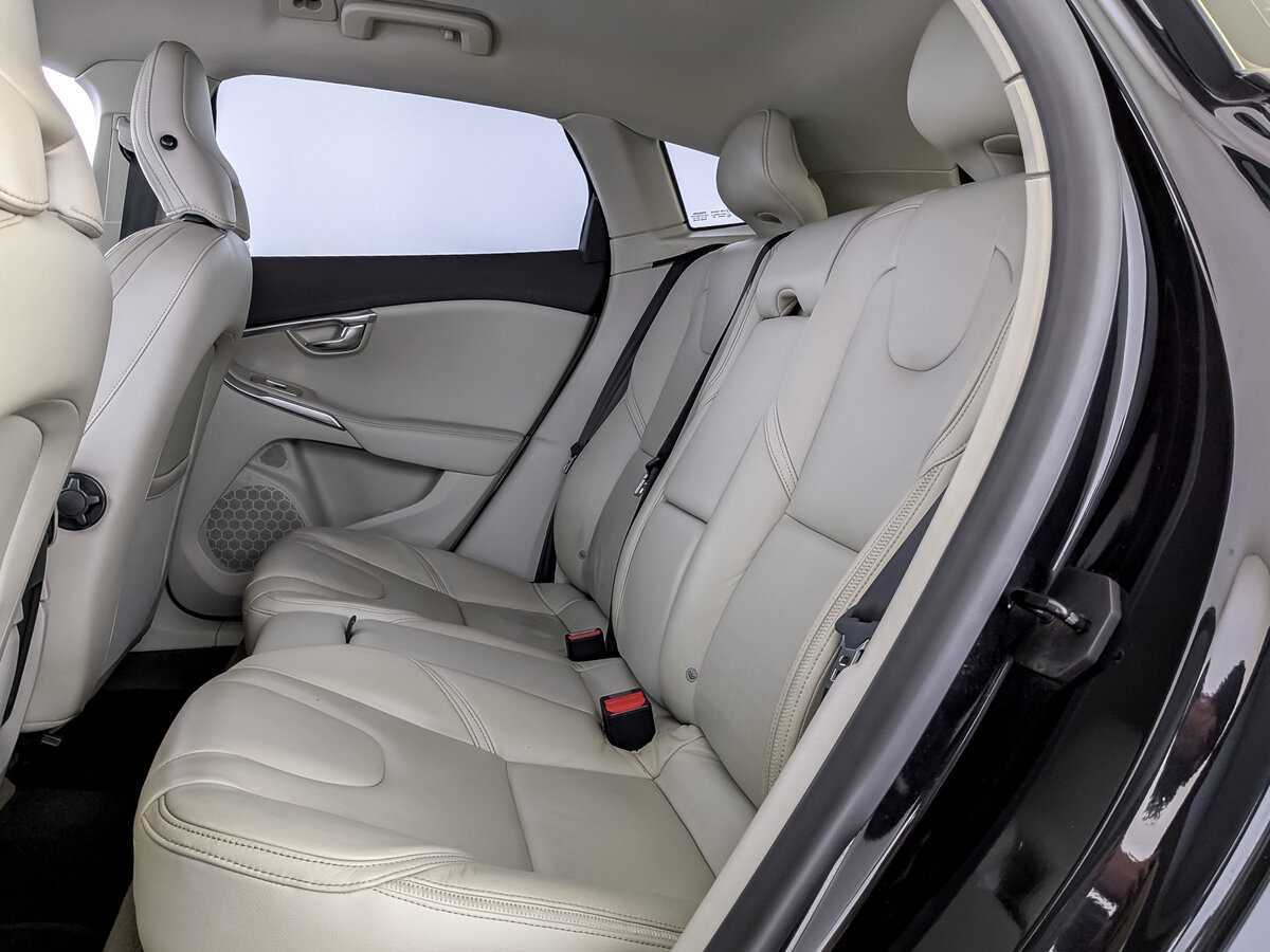 Купить Volvo V40 с пробегом. Фото: #11