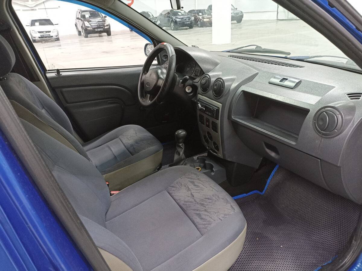 Купить Renault Logan с пробегом. Фото: #9