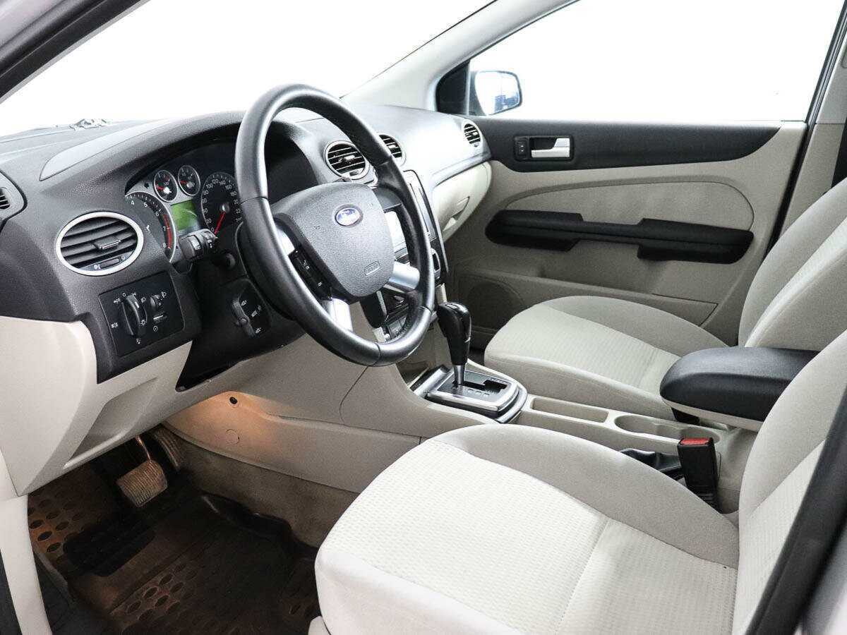 Купить Ford Focus с пробегом. Фото: #7