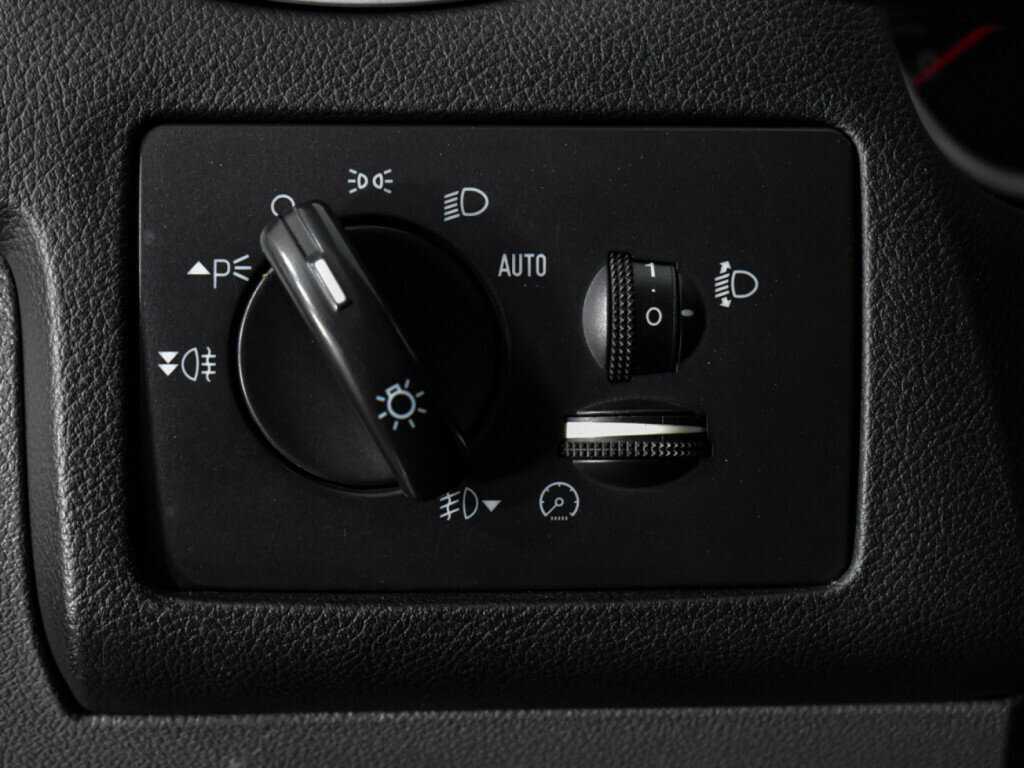 Купить Ford Focus с пробегом. Фото: #9